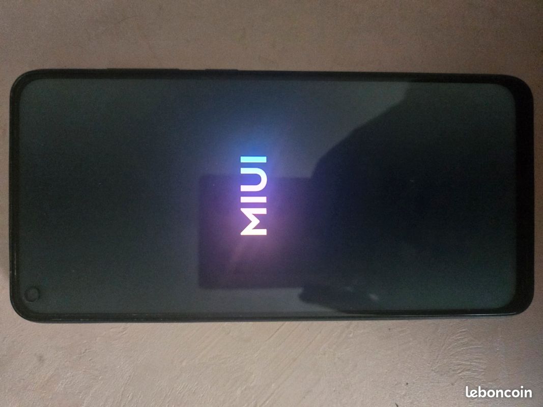 Smartphone Redmi Note 9 Onyx Black Neuf + écouteurs sous Blister + Coque de protection (image 3)