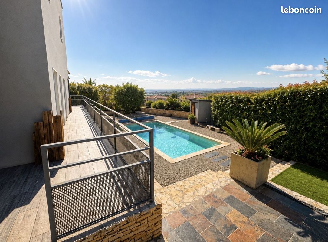 Maison 6 pièces 170 m² · à Bellegarde · 170 m² · 549 000 €