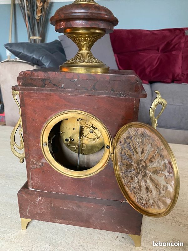 Horloge ancienne en marbre (image 3)