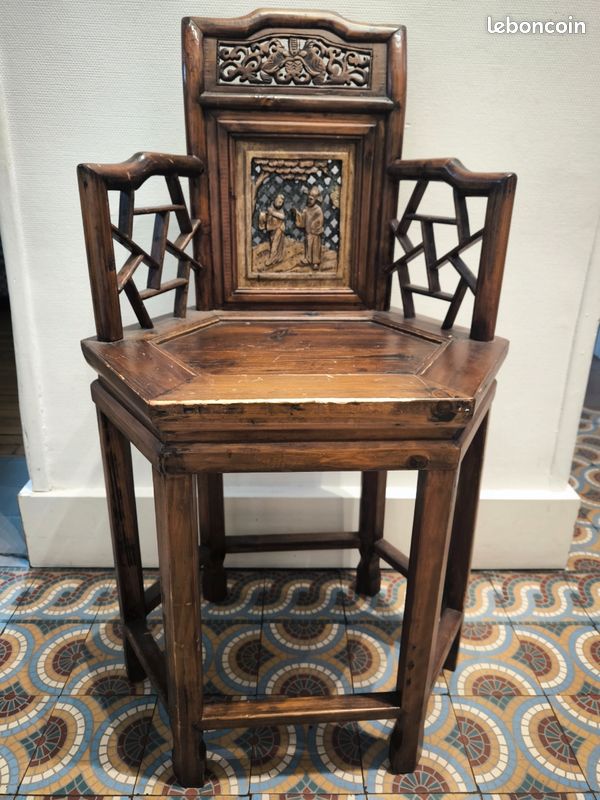 Chaise d'angle chinoise dynastie Qing (image 1)