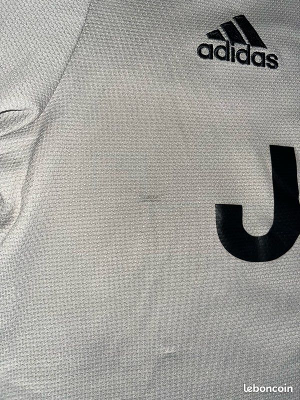 Maillot football vintage Juventus Ronaldo (2018) (image 4)