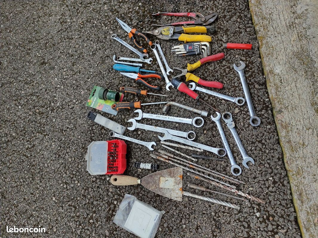 Lot outillage (image 1)