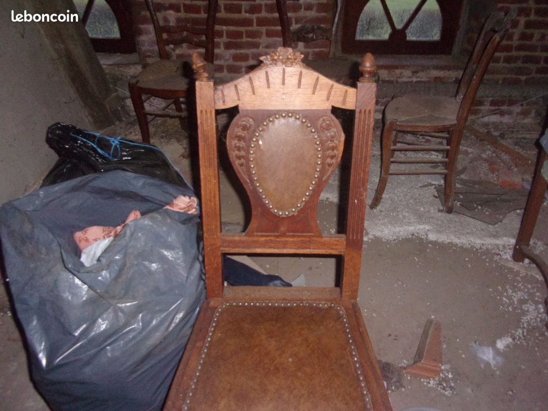 Lot de chaises anciennes (image 1)