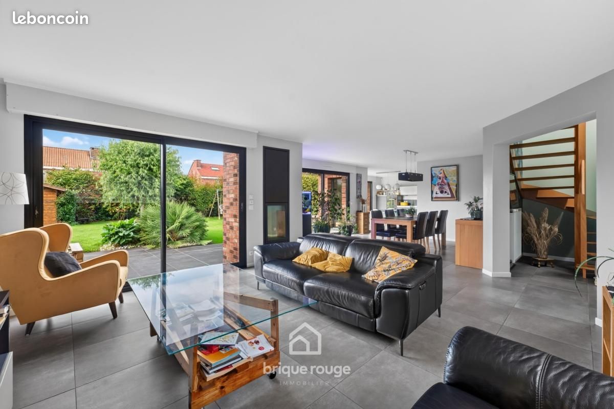 Maison 4 pièces 145 m² · à Emmerin · 145 m² · 549 500 €