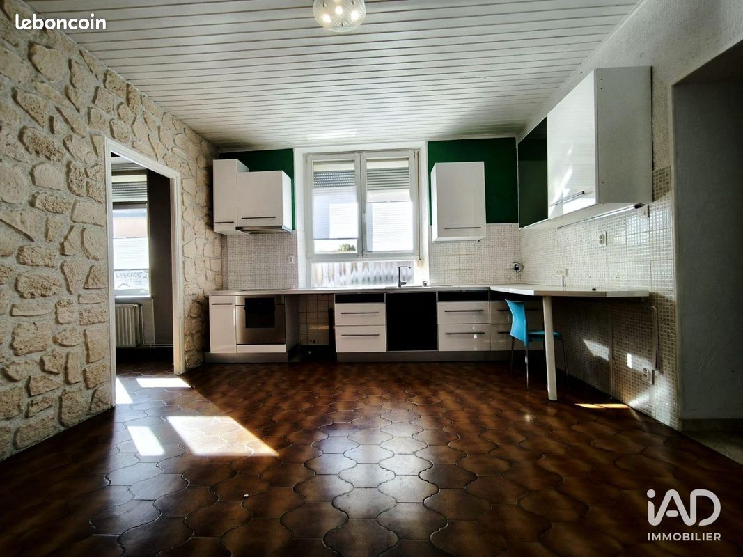 Appartement 4 pièces 158 m² · à Ottange · 158 m² · 285 000 €