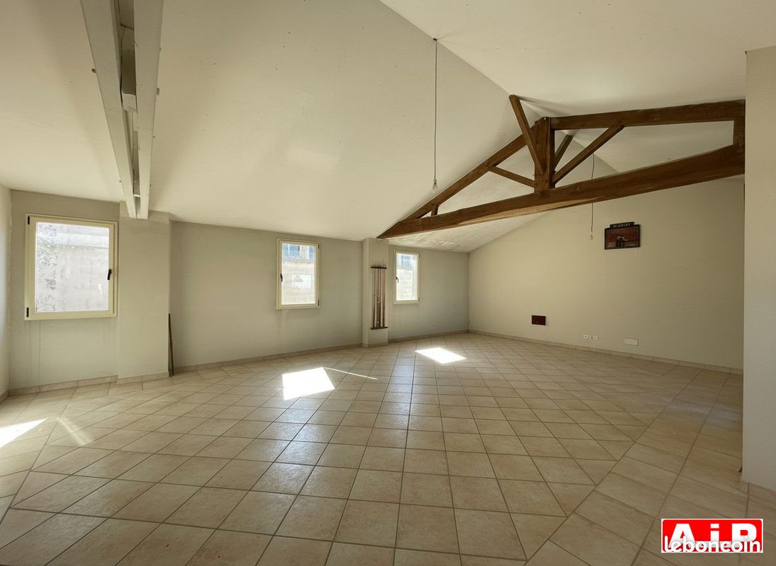 Appartement 5 pièces 101 m² · à Pouzauges · 101 m² · 95 850 €