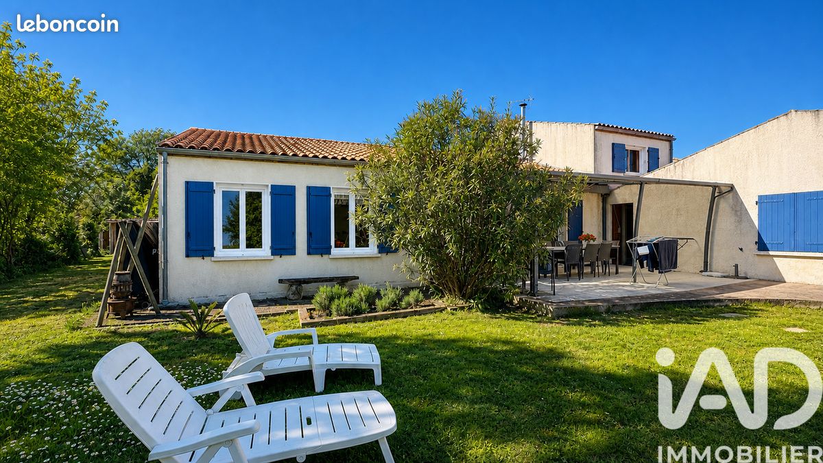 Maison 6 pièces 120 m² · à Saint-Laurent-de-la-Prée · 120 m² · 336 000 €
