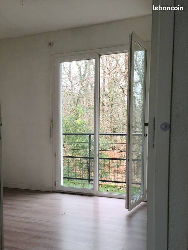 T2 37m2 Ares (location à l'année) - Arès 33740 (image principale 1)