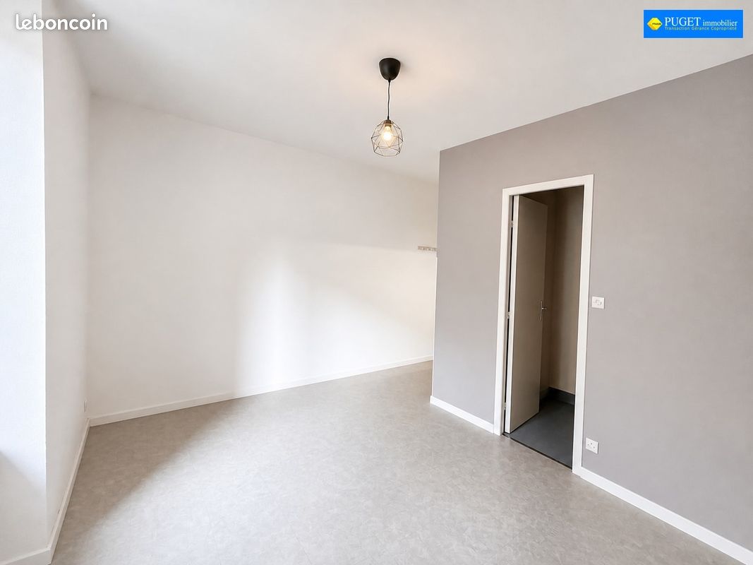 Appartement 1 pièce 18 m² · à Nantes · 18 m² · 450 €/mois