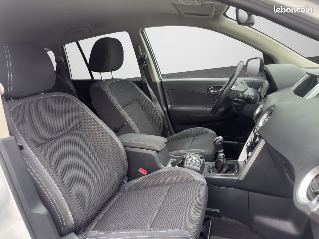 RENAULT KOLEOS 2.0 dCi 150 Limited (image 10)