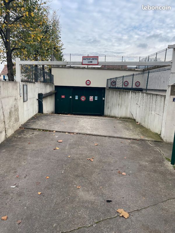 Parking 14 m² · à Pantin · 14 m² · 19 900 €