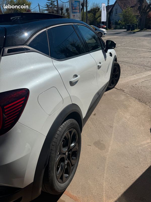 CAPTUR SL Rive Gauche mild hybrid 140 (image 9)