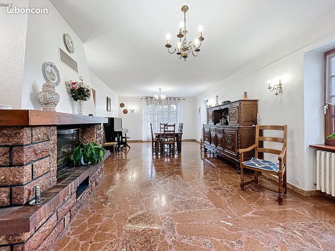 Maison 9 pièces 223 m² (image 11)