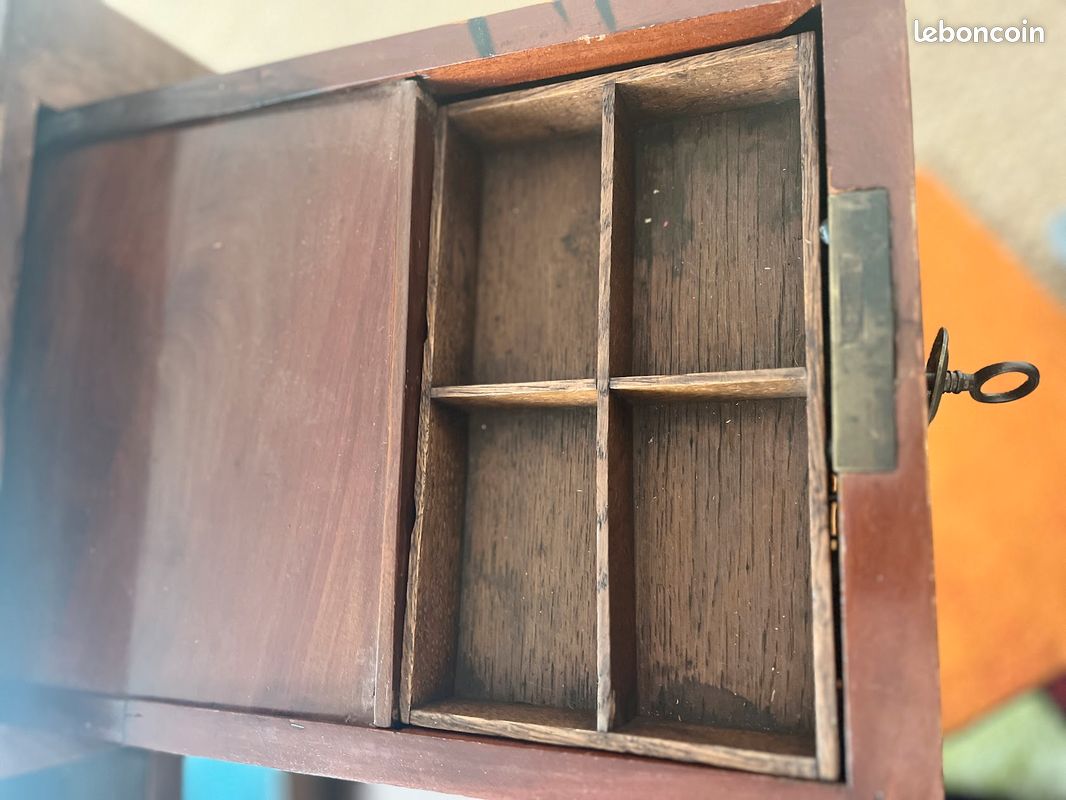 Bureau epoque louis philippe monte sur chene avec 2 tirettes retractables (image 2)
