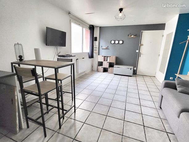 Studio 1 pièce 24 m²