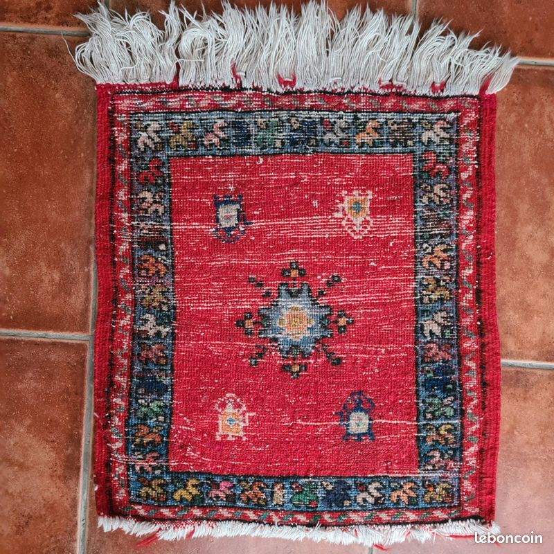 Tapis marocain extra Rabat vintage original et unique fait à main