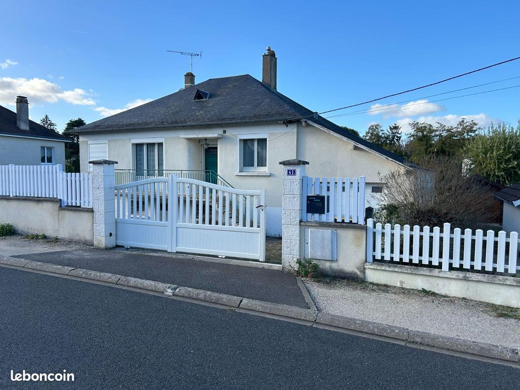 Maison 5 pièces 94 m² · à La Chaussée-Saint-Victor · 94 m² · 172 500 €