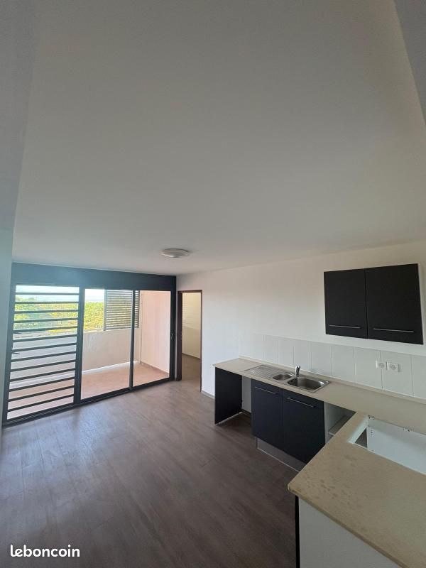 Appartement 5 pièces 104 m² · à Cayenne · 104 m² · 1 442 €/mois