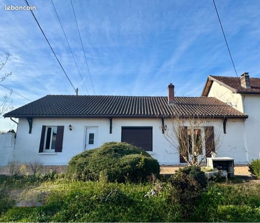 Centre de St Loubès, maison en pierre de 100m2, 4 chbr + 60m2 de combles