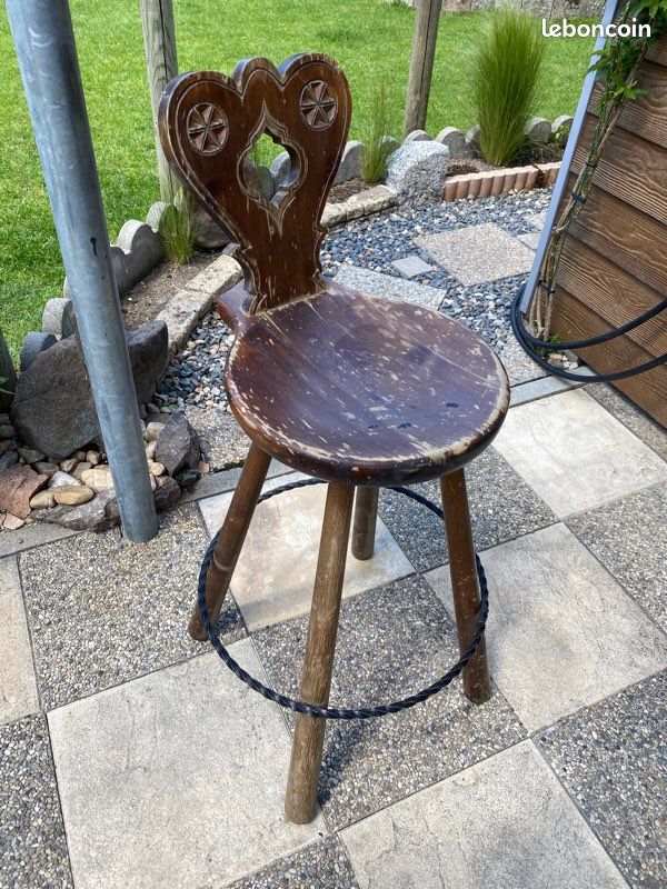 Chaise de bar (image 1)