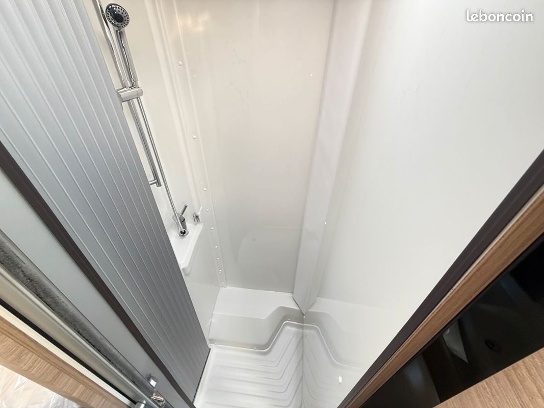KNAUS 4x4 VAN TI PLUS 650 MEG PLATINIUM SELECTION 4 Motion (image 10)