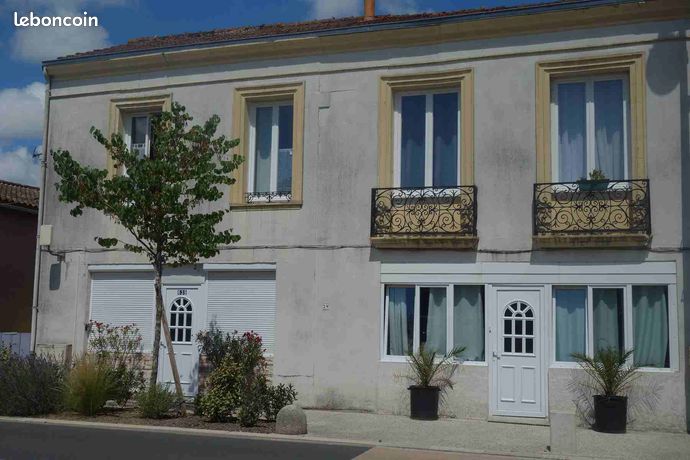 Maison 7 pièces 230 m²