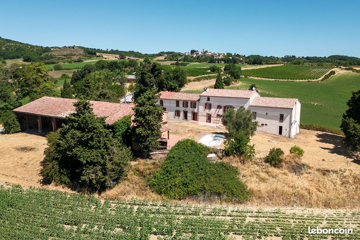 Maison 12 pièces 976 m² · à Carcassonne · 976 m² · 645 000 €