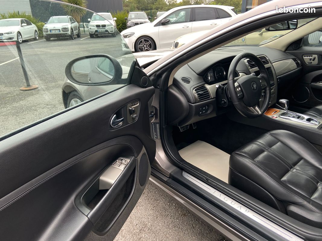JAGUAR XK COUPE 3.5 V8 258ch BVA (image 6)