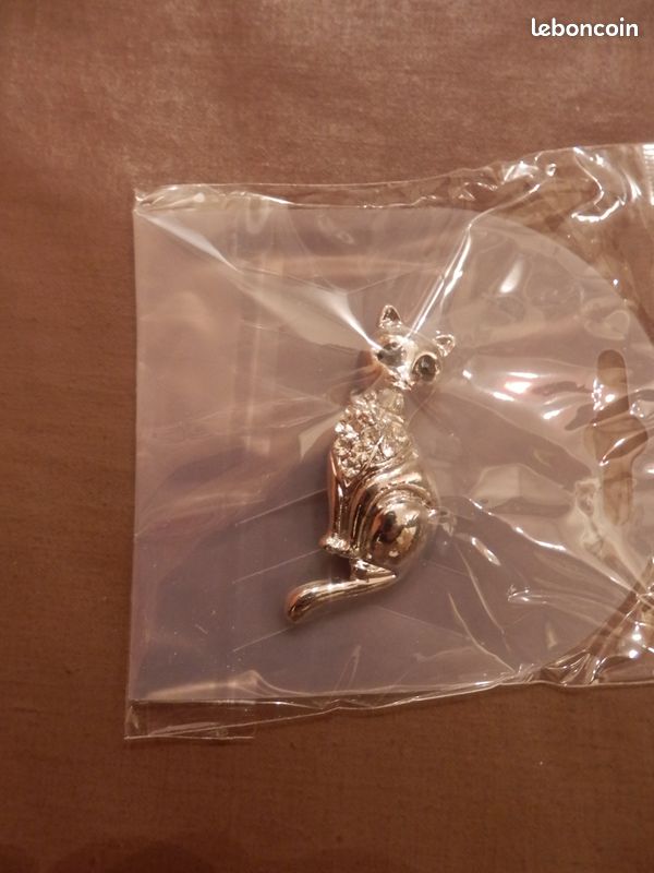 Broches Chat NEUVES (image 3)