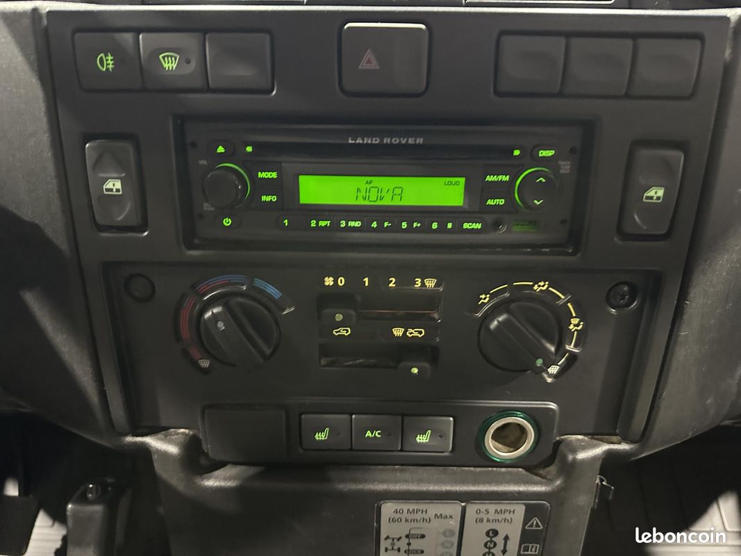 LAND ROVER DEFENDER 110 2.4 Tdi 2007 110 PICK UP CREW CAB SE (image 11)