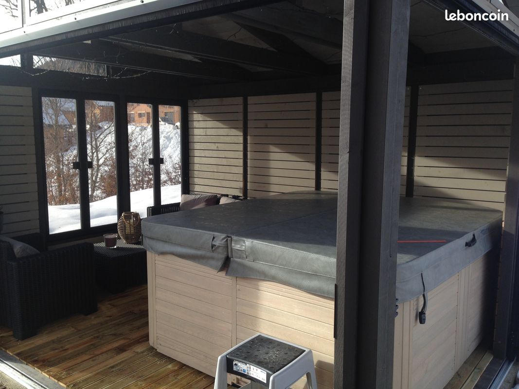 Chalet de Montagne à la Féclaz avec Jacuzzi à partir de 800 Euros (image 2)