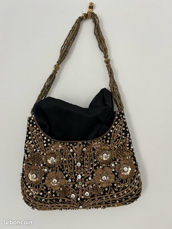 Sac vintage perlé et brodé – pièce élégante et unique (image 7)