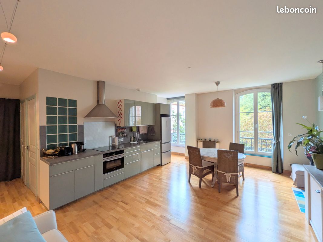 Appartement 2 pièces 56 m² · à Maisons-Alfort · 56 m² · 360 000 €
