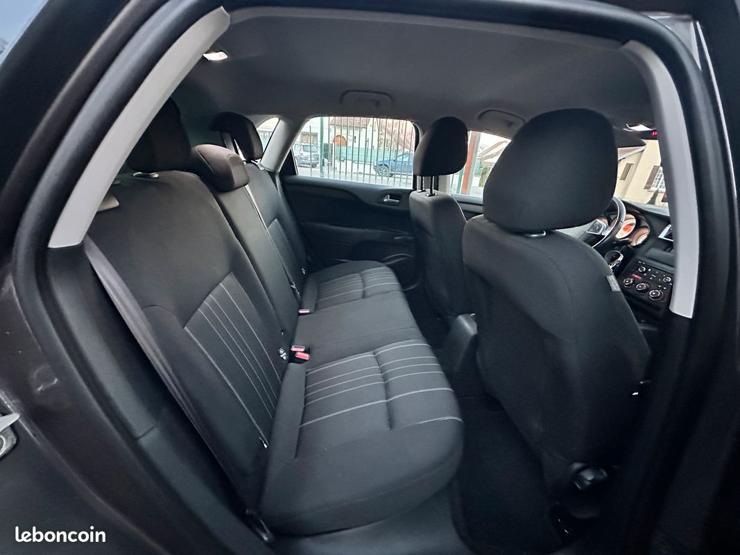 CITROEN C4 ll 1,2 PTECH 110 CV LIFE (image 5)