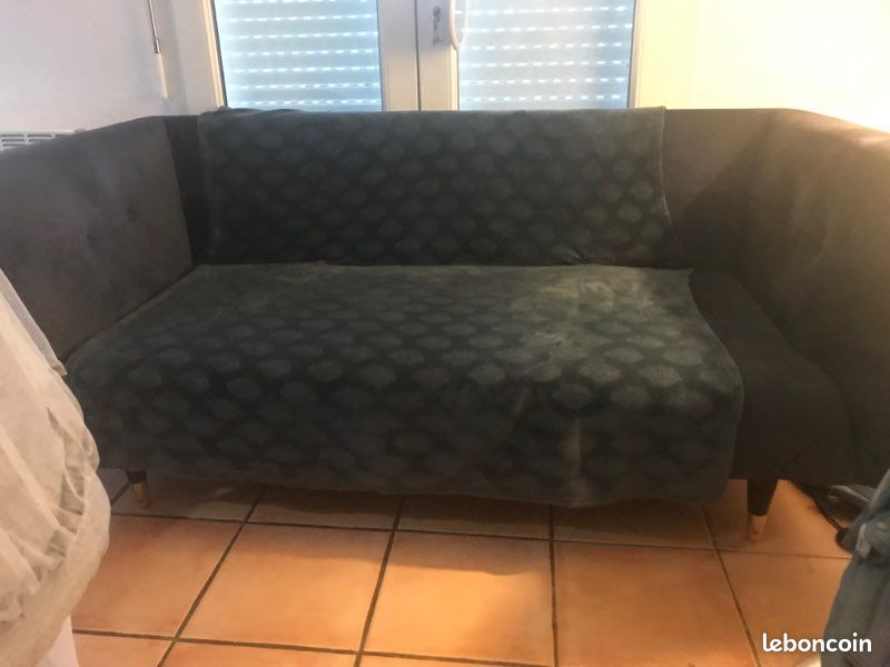 Canapé gris anthracite velours (image 2)