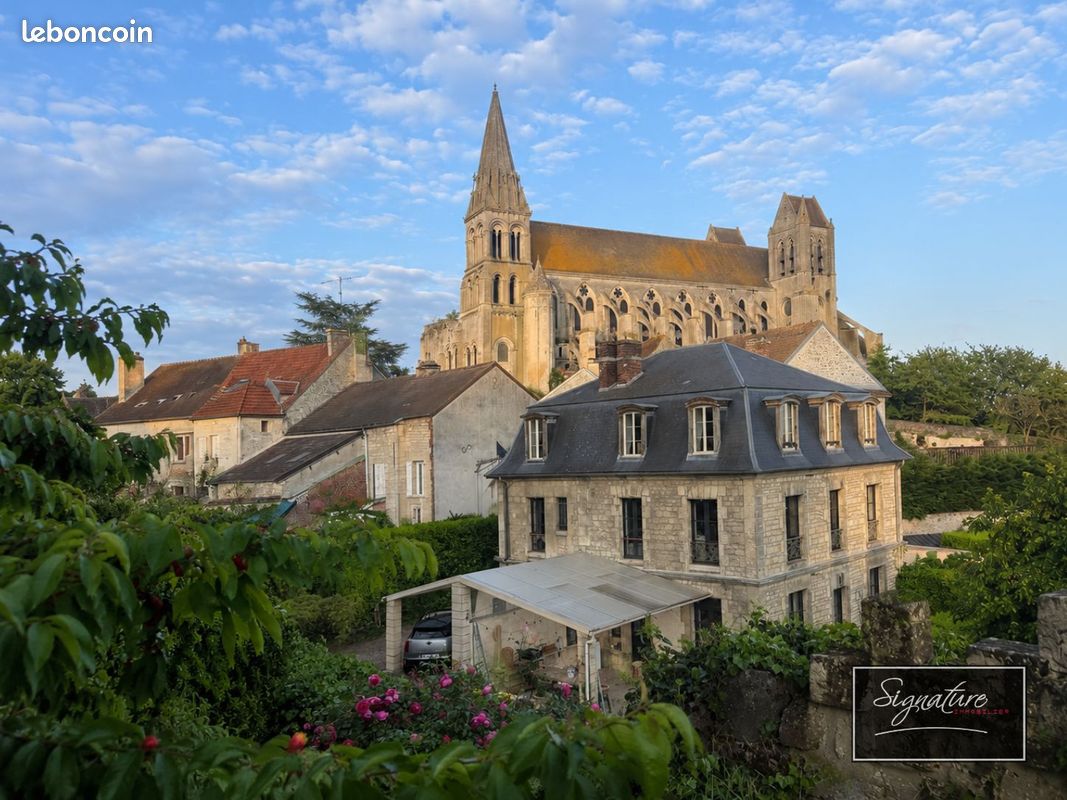 Maison 8 pièces 229 m² · à Chantilly · 229 m² · 699 000 €