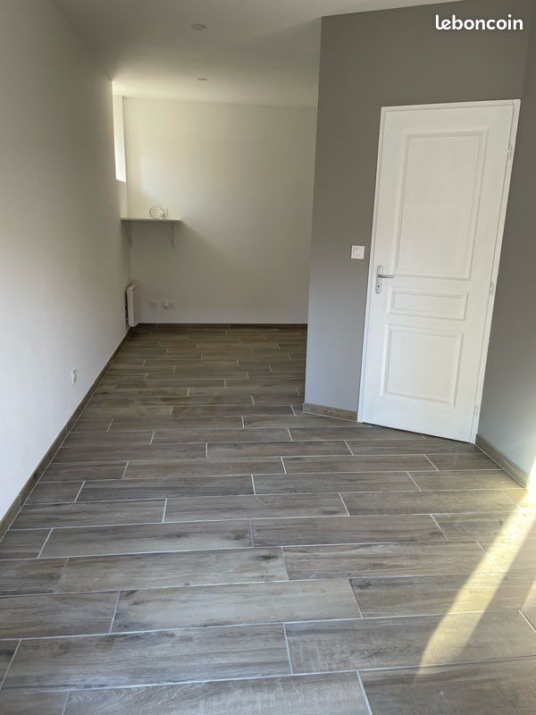 Appartement a louer lons-le-saunier - 1 pièce(s) - 25 m2 - Surfyn