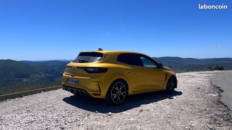 Mégane 4 RS trophy (image 2)