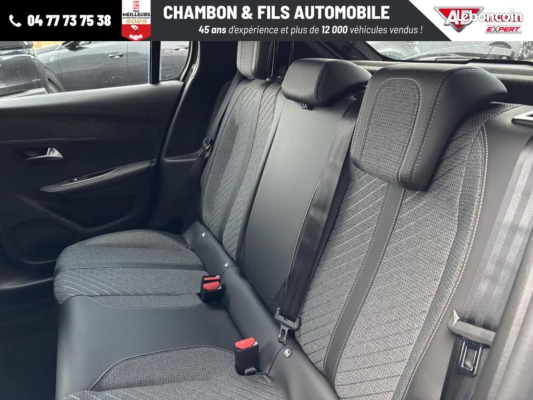 Peugeot 208 Hybrid 110 ch e-DCS6 Allure Pack access (image 20)