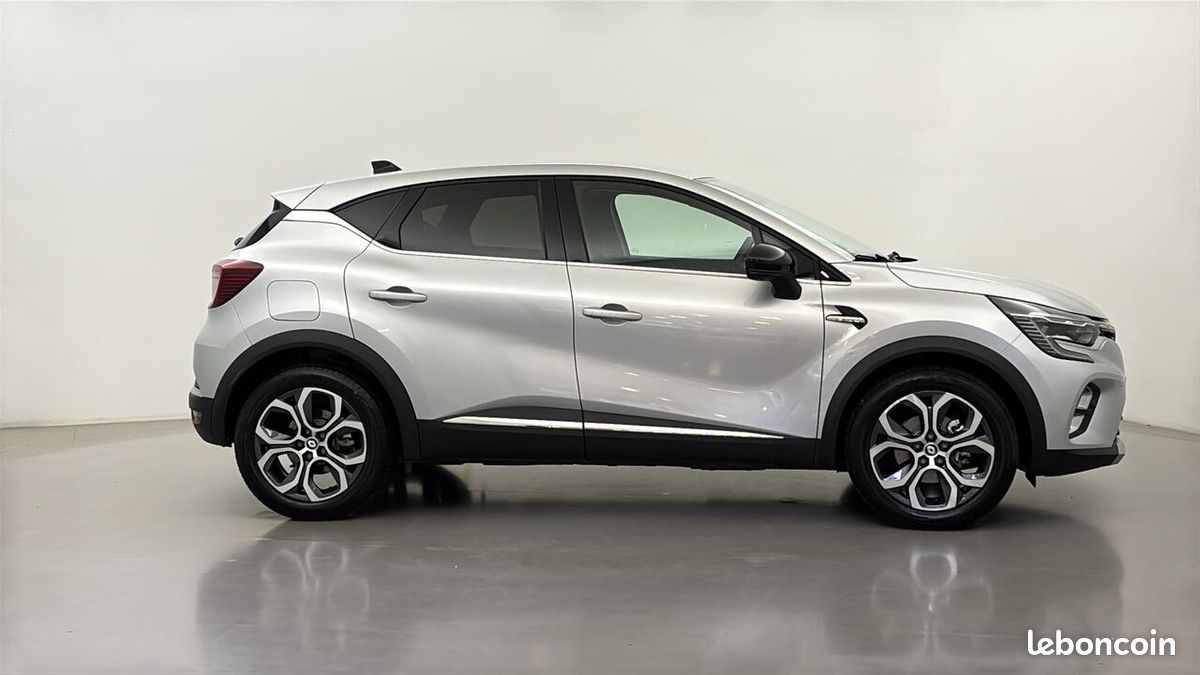 Renault Captur techno E-Tech hybride rechargeable 160 (image 4)
