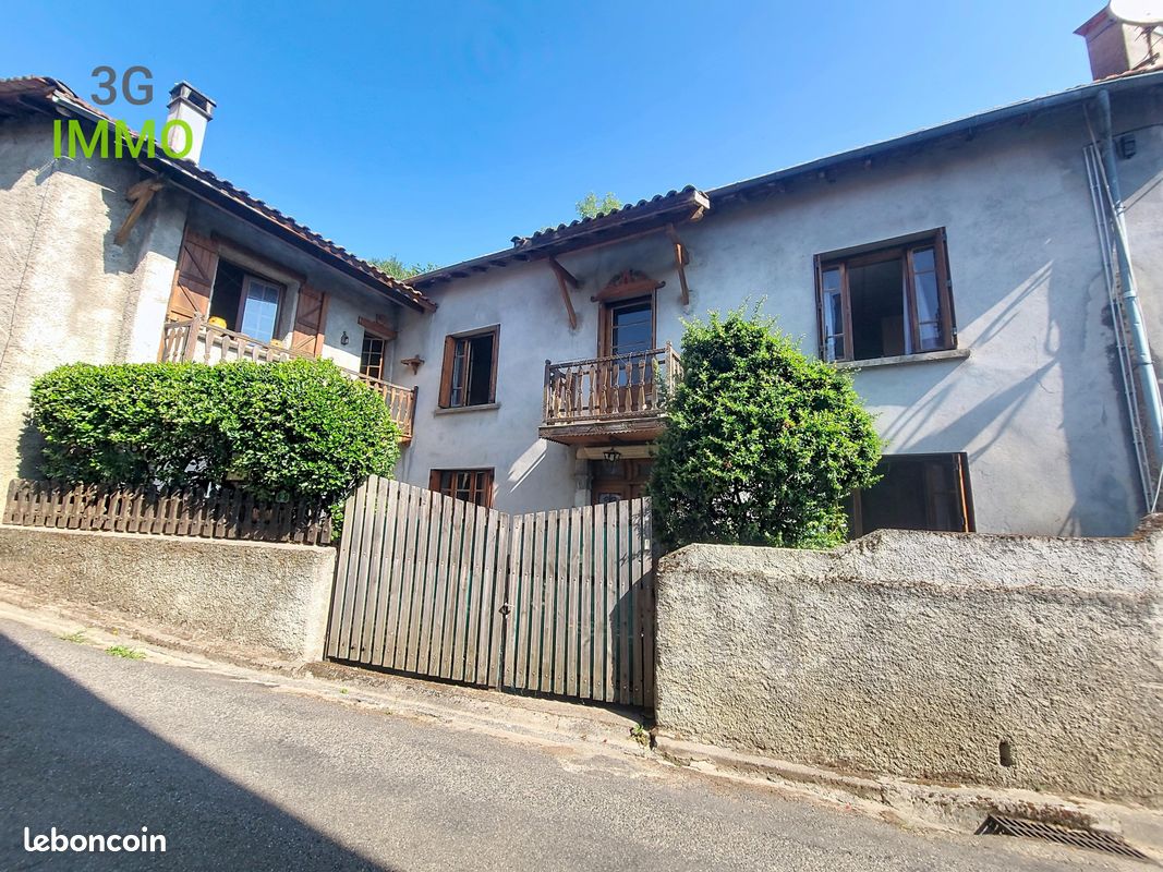 Maison 5 pièces 112 m² · à Aveux · 112 m² · 118 000 €