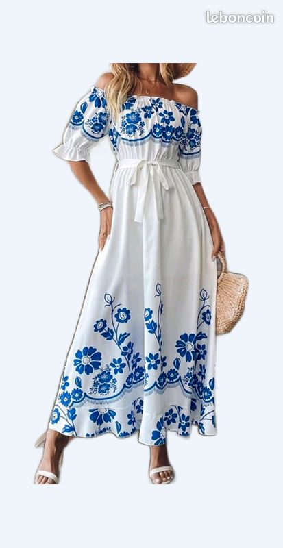 Robe LuLaRoe Taille S - Stretch Fleurie, épaules Dénudées, Volants - Noir Et Bleu (Neuf Sans étiquette)