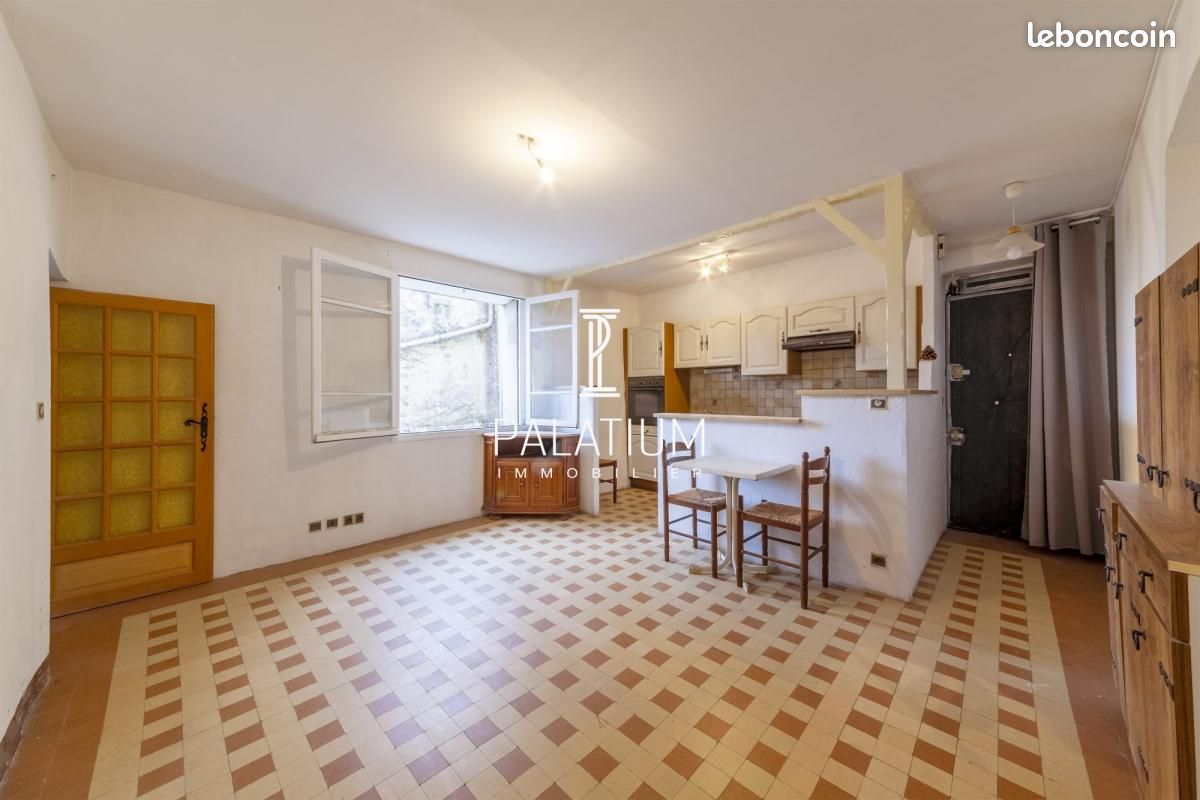 Appartement 3 pièces 77 m² · à Gréoux-les-Bains · 77 m² · 134 000 €