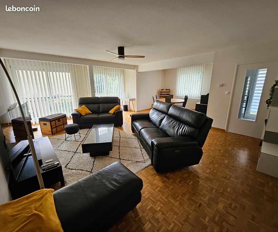 Appartement 4 pièces 97 m² · à Besançon · 97 m² · 922 €