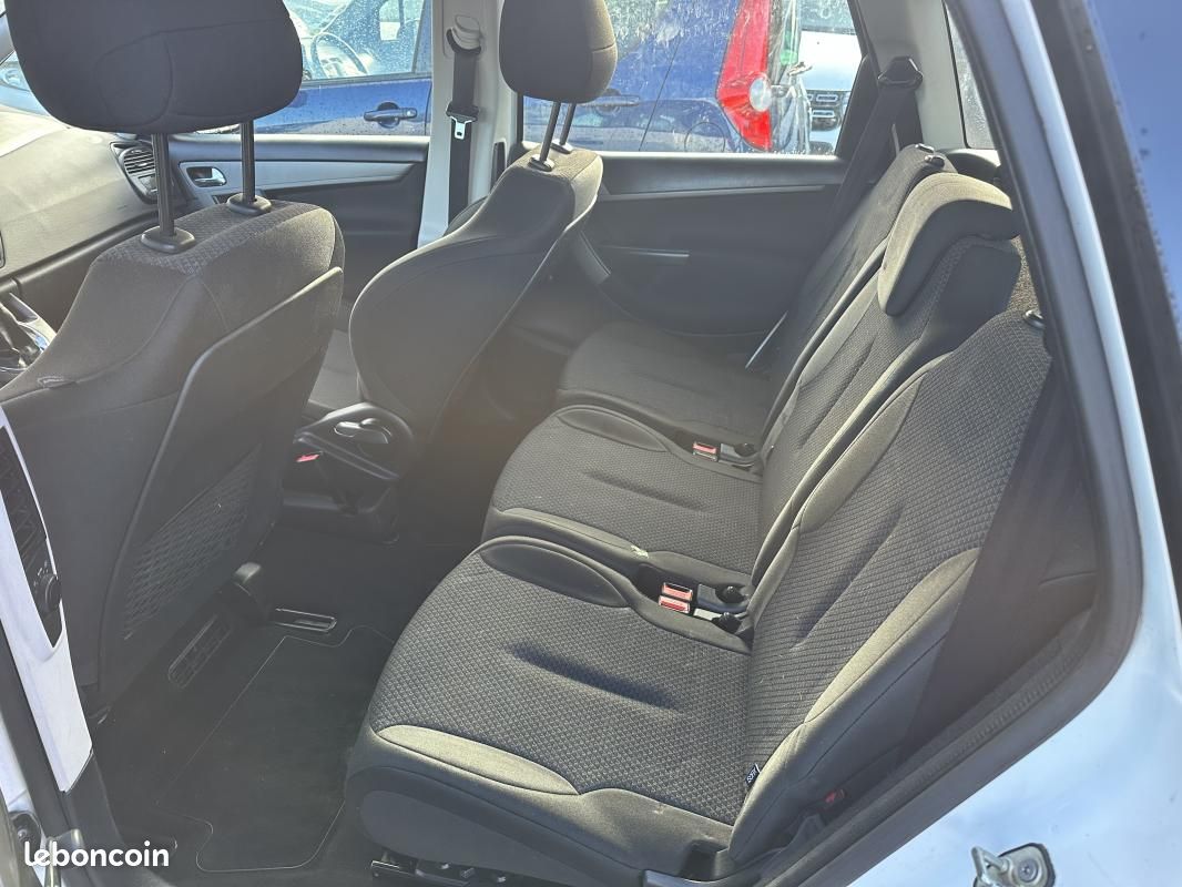 Citroën C4 Picasso VTi 120 Attraction (image 5)