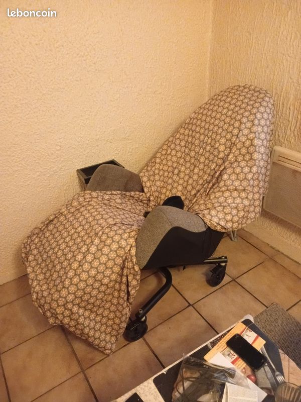 Fauteuil ancien massant (image 3)