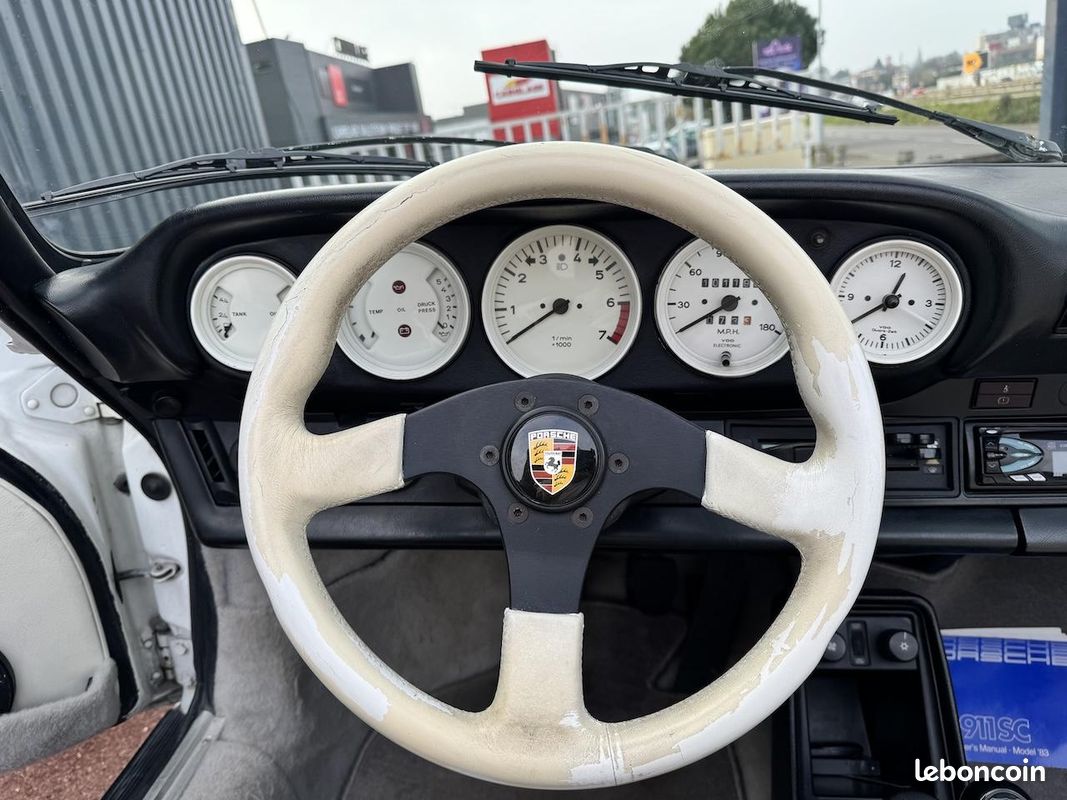 PORSCHE 911 Cabriolet 3.0i TYPE G CABRIOLET SC (image 24)