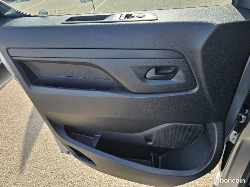 Citroen Jumpy Fg AMENAGE M 2.0 BlueHDi 145 Pack Premium Connect EAT8 + OPTIONS (image 19)