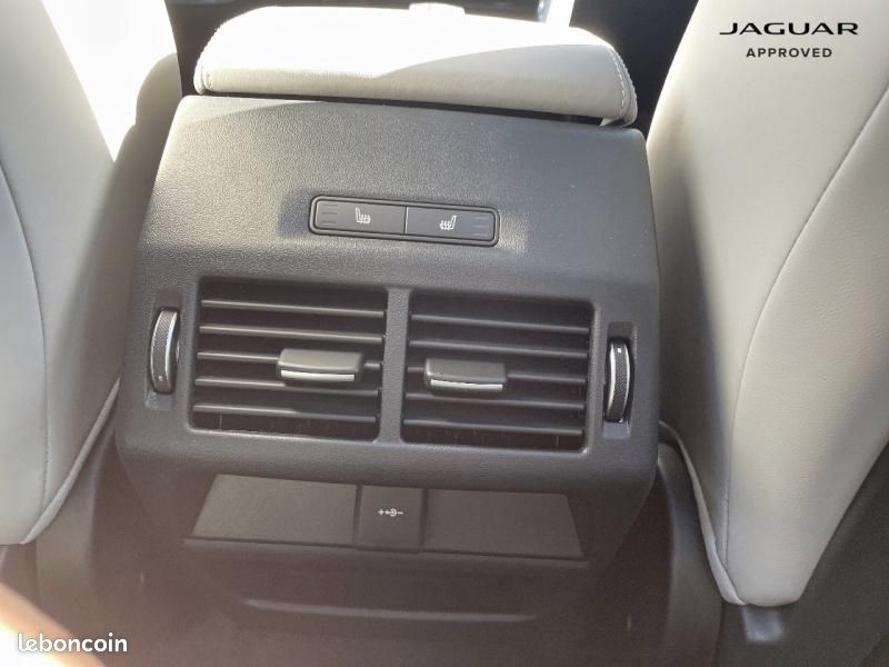 Jaguar E-Pace P270e PHEV 269ch R-Dynamic HSE (image 23)