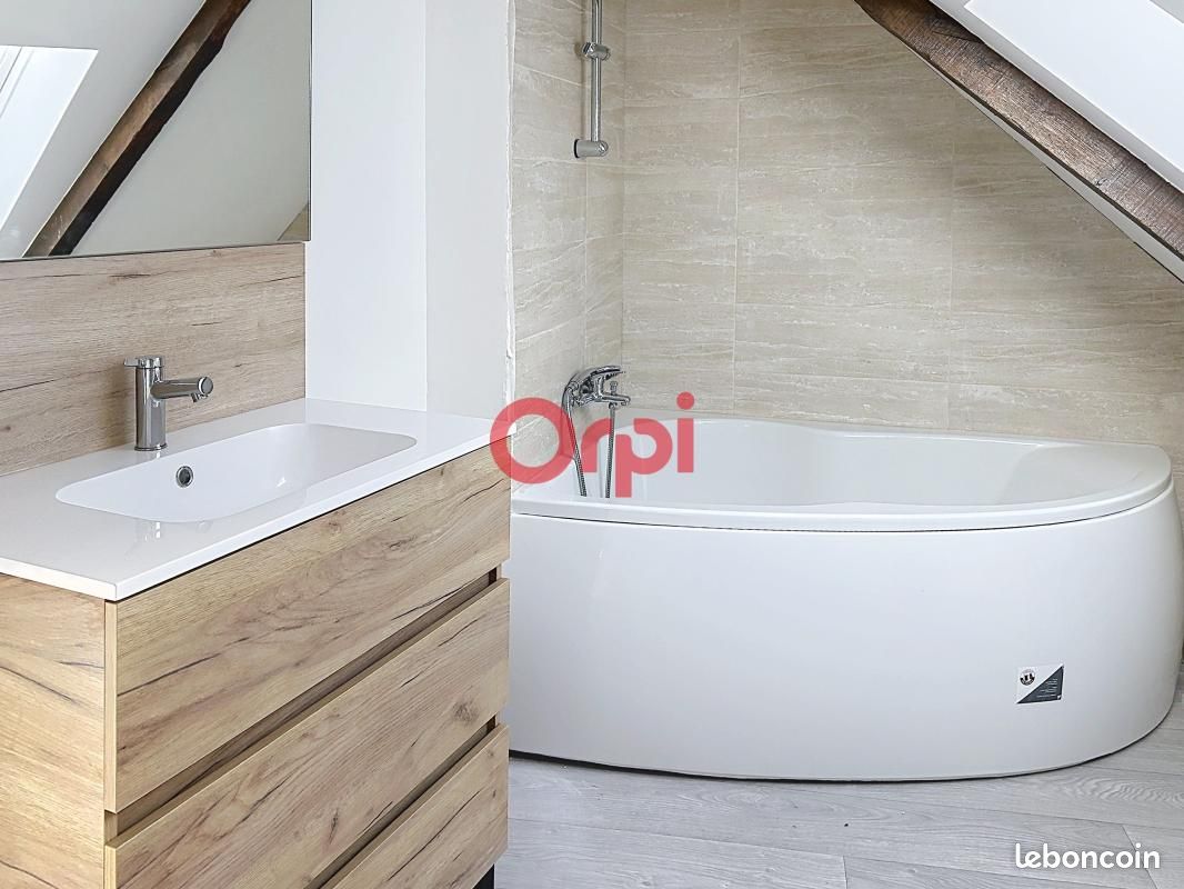 Appartement 1 pièce 30 m² · à Molac · 30 m² · 580 €/mois